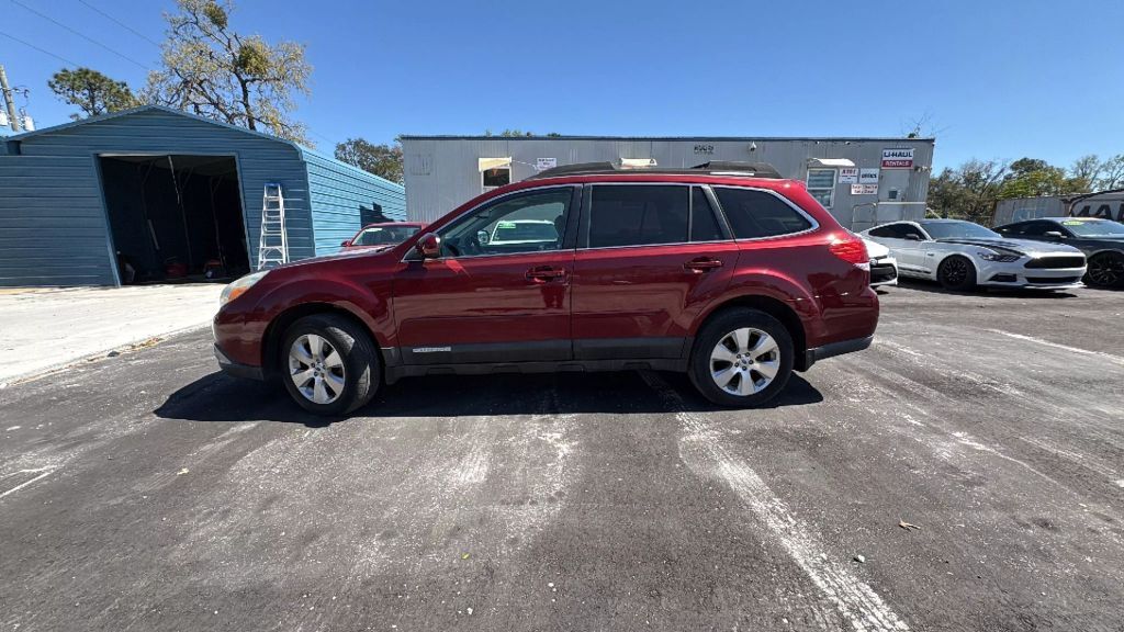 2011 SUBARU Outback