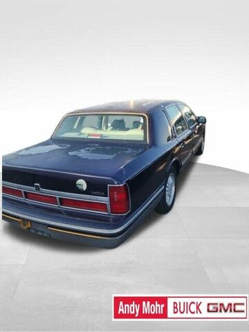 Lincoln Town Car