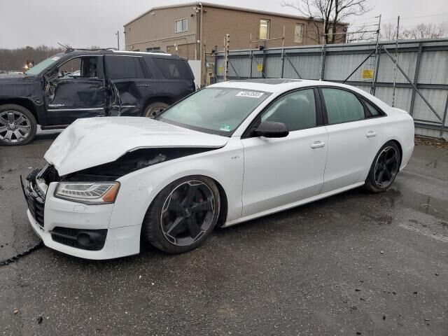 Audi S8