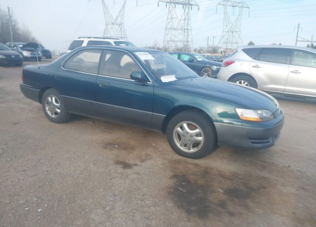 Lexus ES