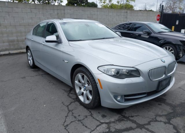 BMW 550i