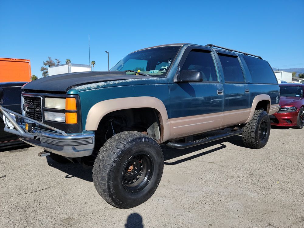 GMC Suburban