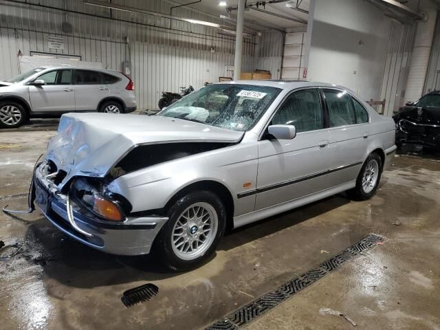 BMW 528i