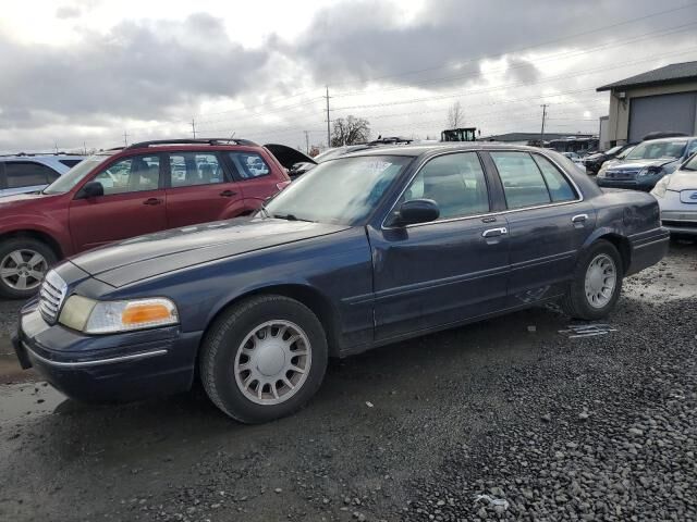 Ford Crown Victoria