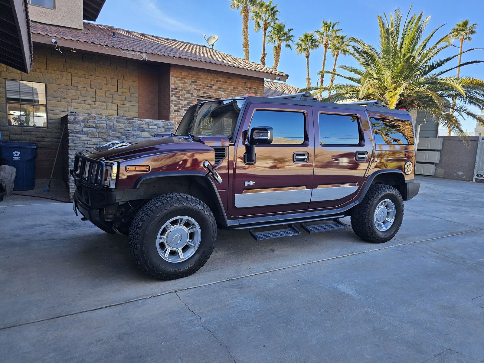 HUMMER H2