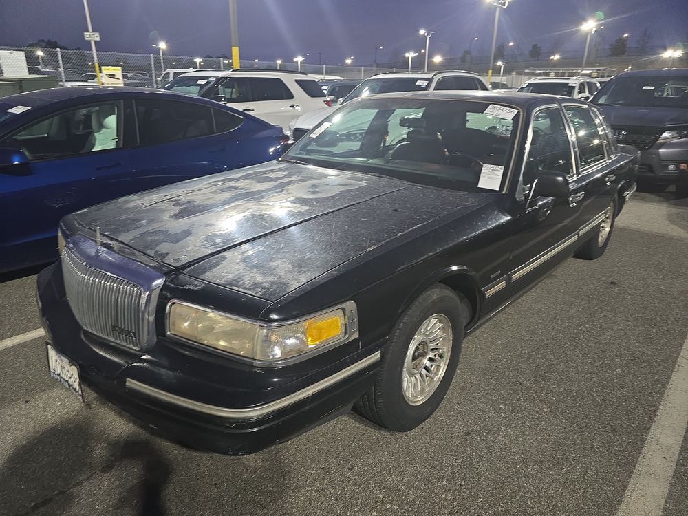 Lincoln Town Car