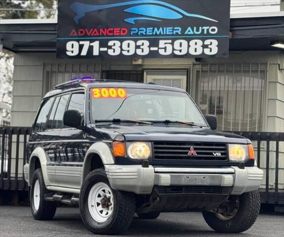 Mitsubishi Montero