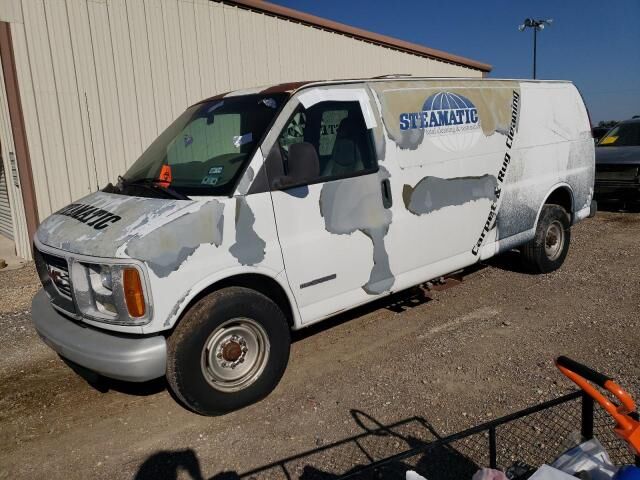 GMC Savana