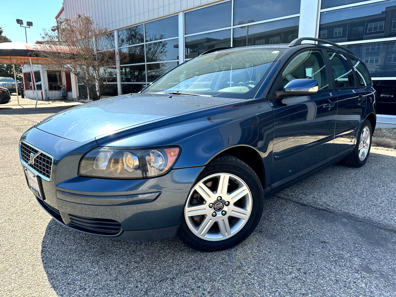 VOLVO