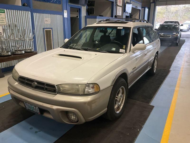 SUBARU