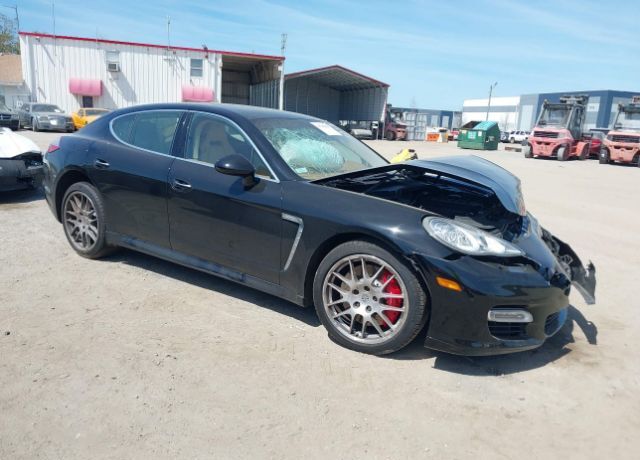 PORSCHE