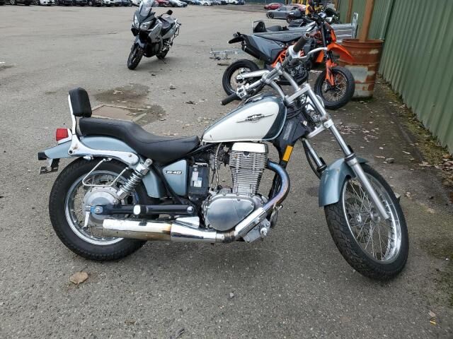 Suzuki LS650L