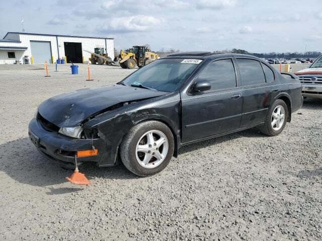 Nissan Maxima