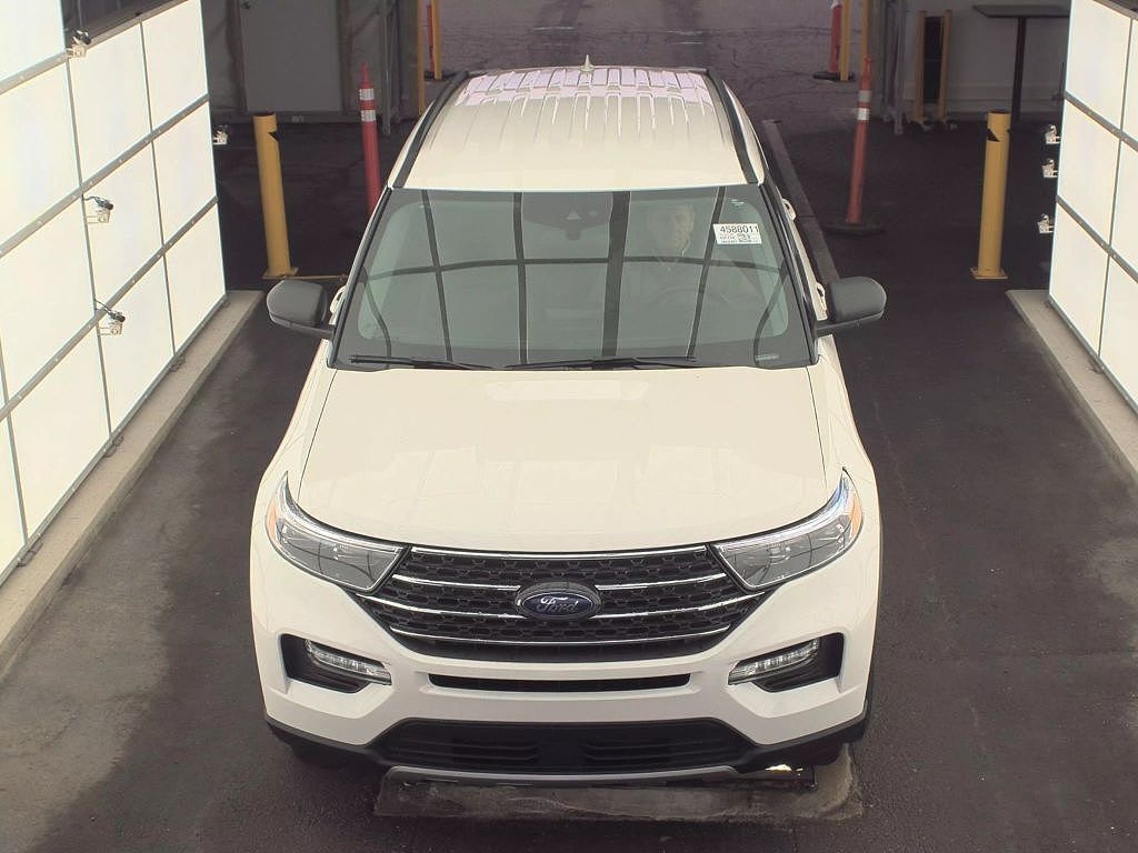 2023 FORD Explorer