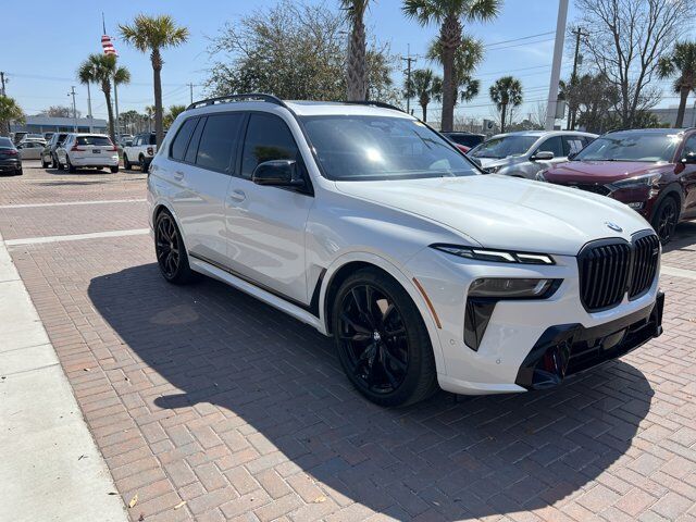 2024 BMW X7