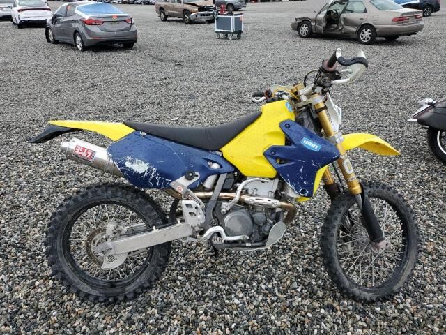Suzuki DR-Z400E