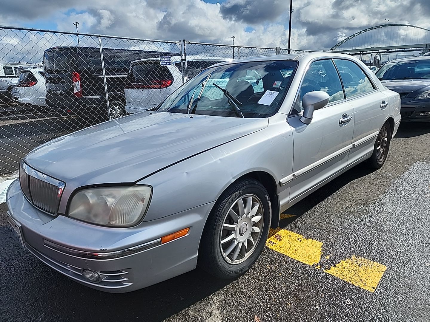 Hyundai XG350
