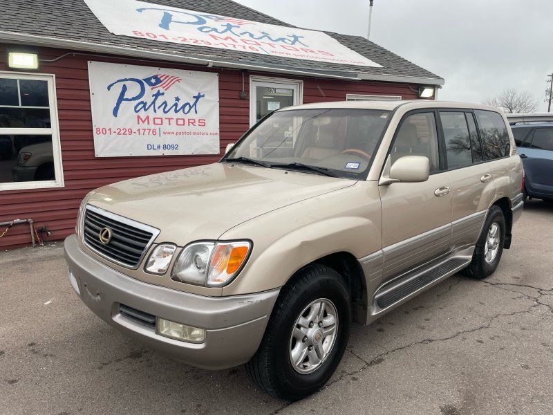 Lexus LX