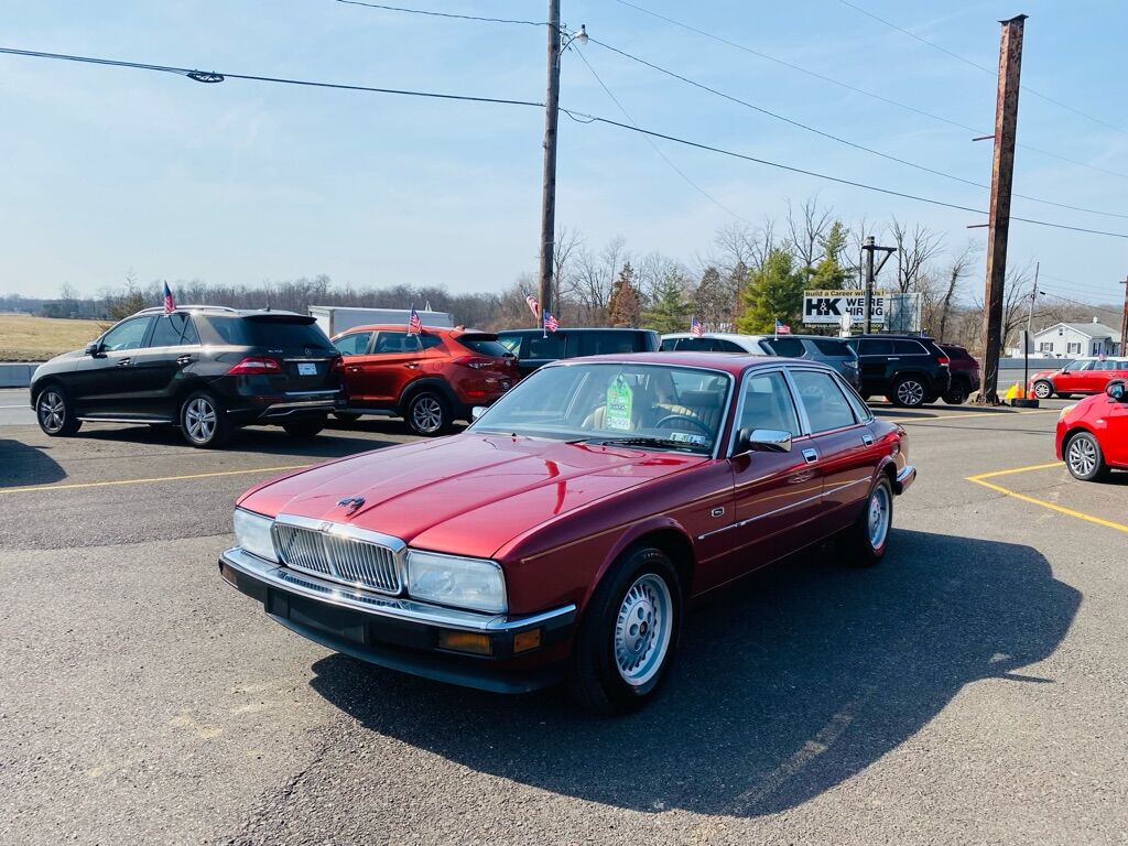 Jaguar XJ6