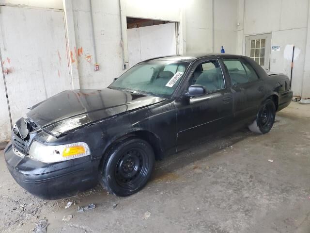 Ford Crown Victoria