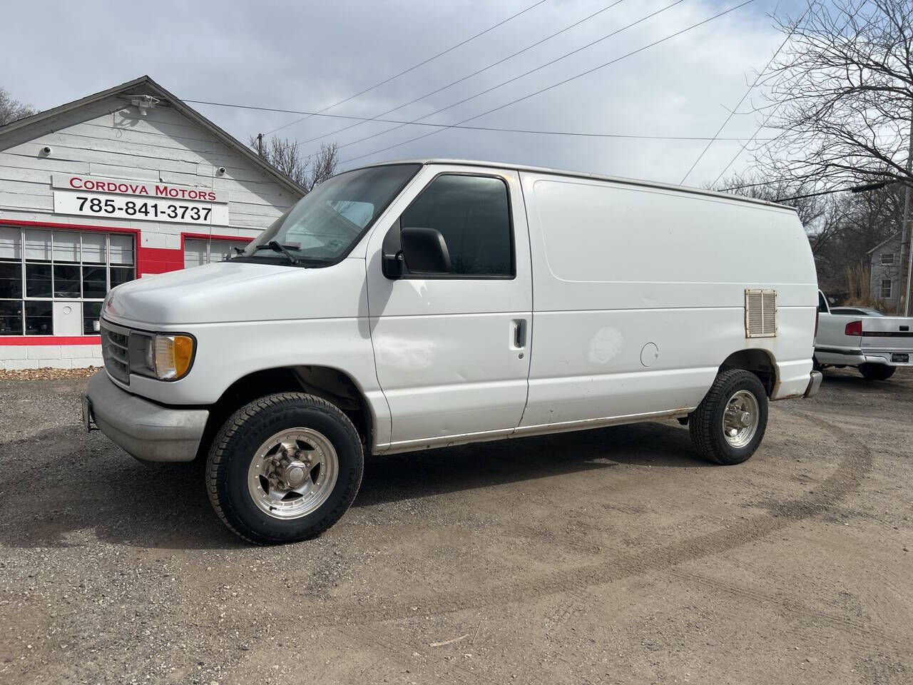 Ford E-250