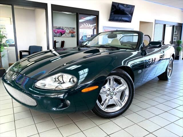 Jaguar XK8