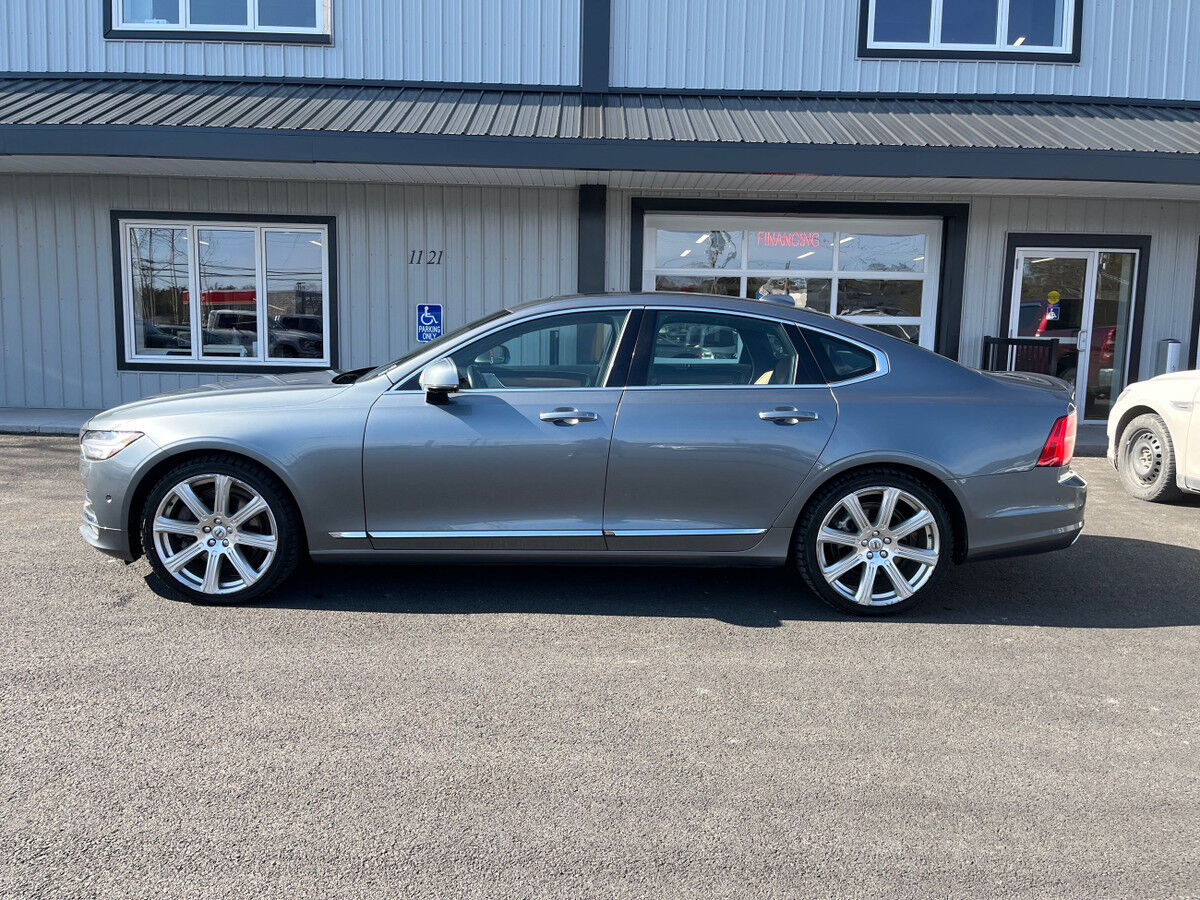Volvo S90