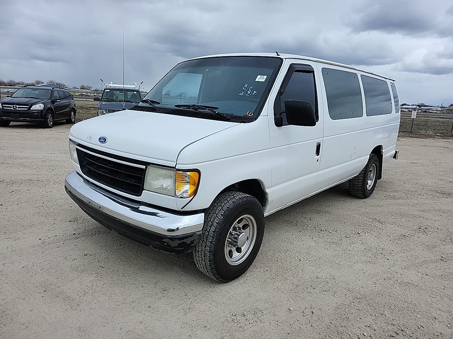 Ford E-350