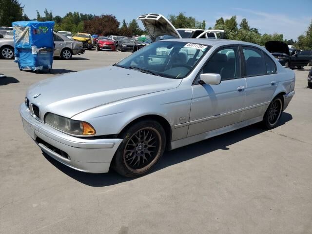 BMW 530i
