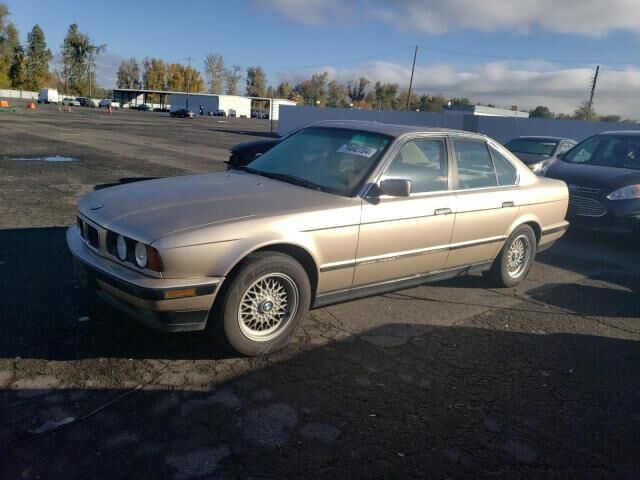 BMW 530i
