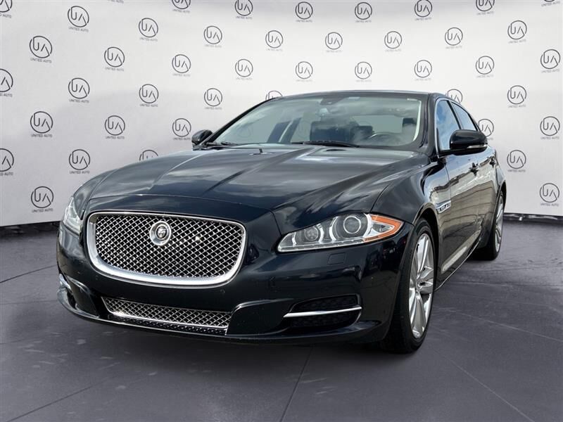 Jaguar XJ
