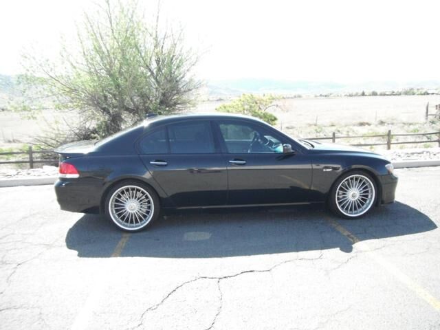 BMW 750i
