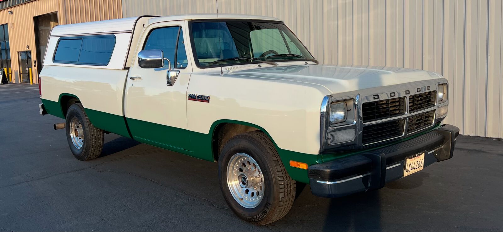 Dodge D-Series