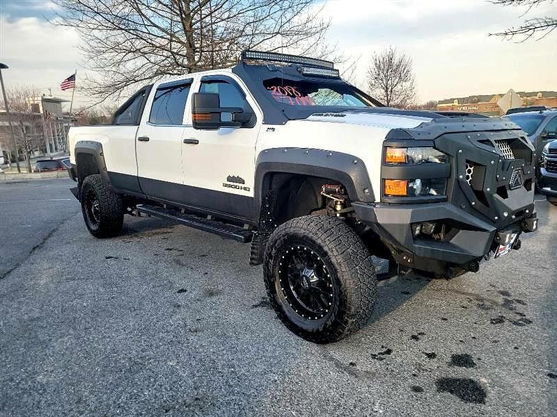 2018 CHEVROLET Silverado