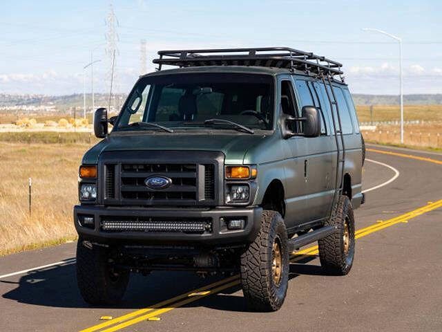 Ford E-350