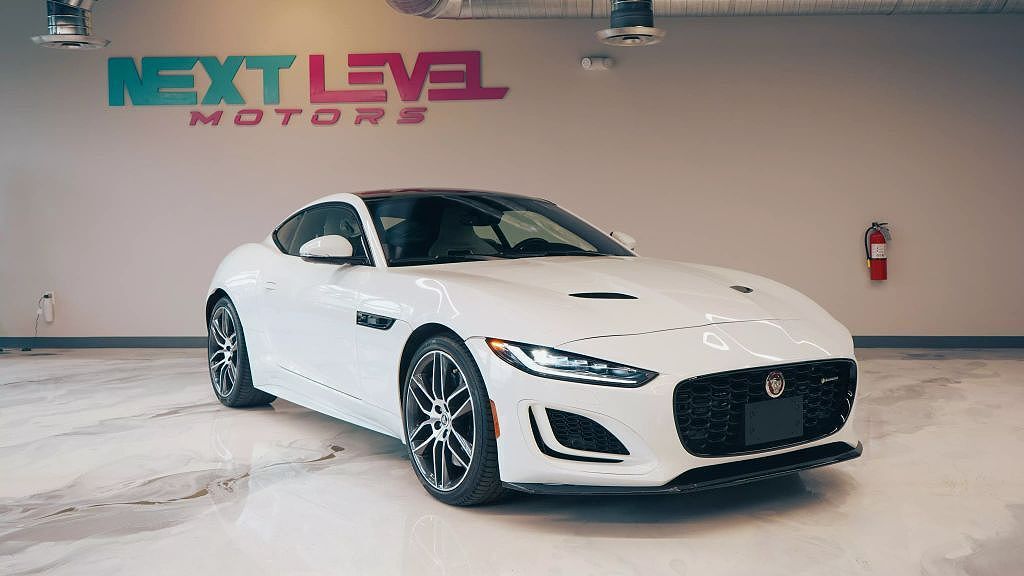 2024 JAGUAR F-Type