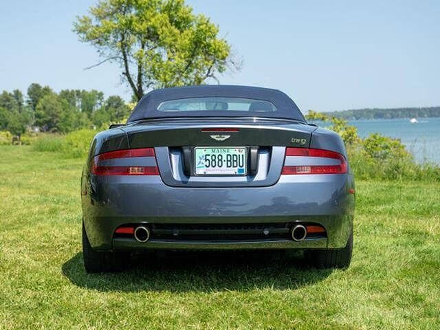 Aston Martin DB9