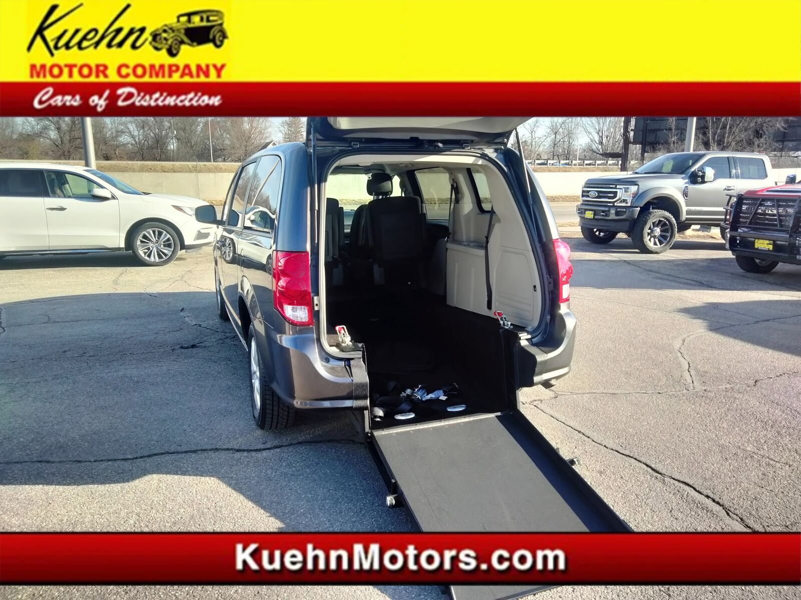 2020 DODGE Grand Caravan
