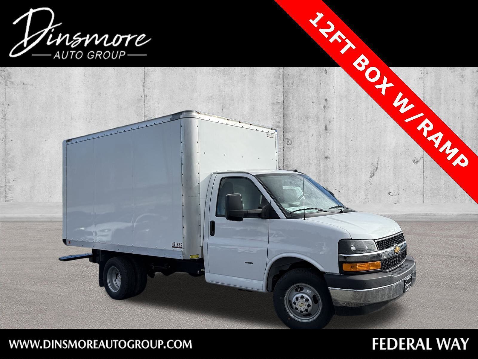 2024 CHEVROLET Express