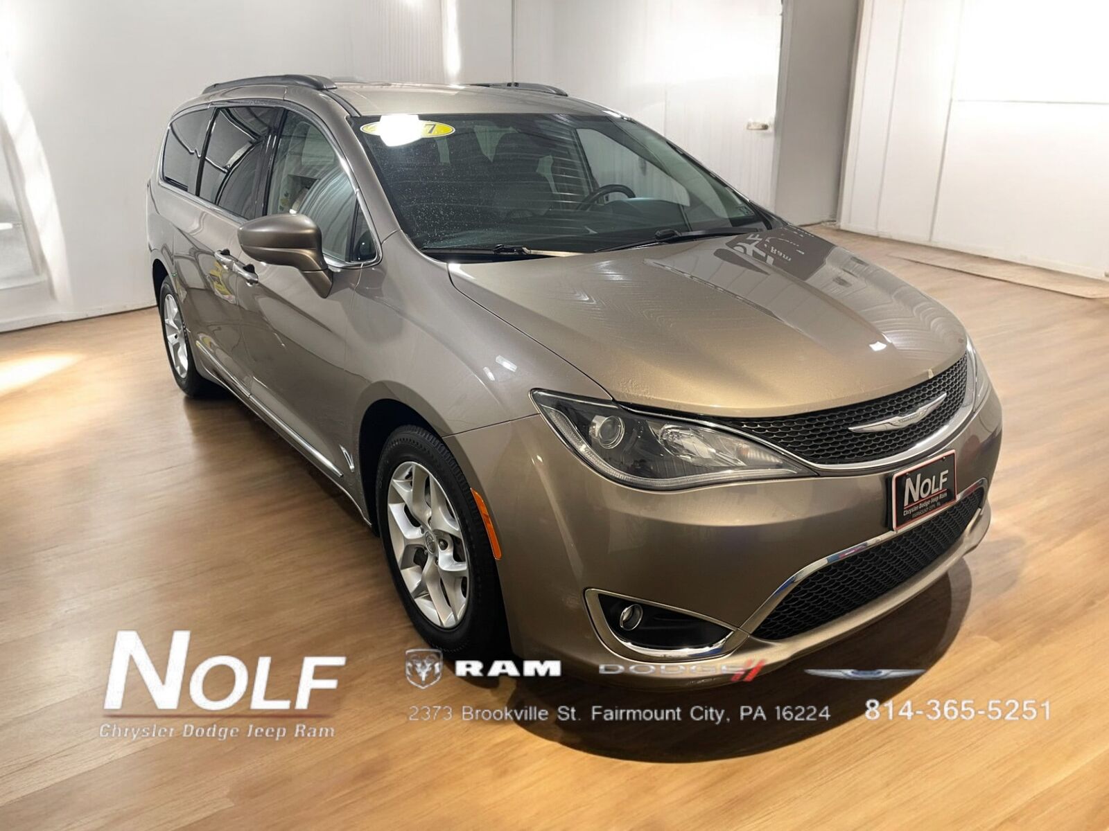 2017 CHRYSLER Pacifica