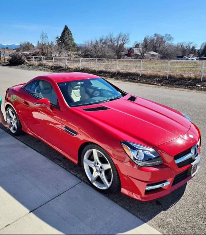 MERCEDES-BENZ