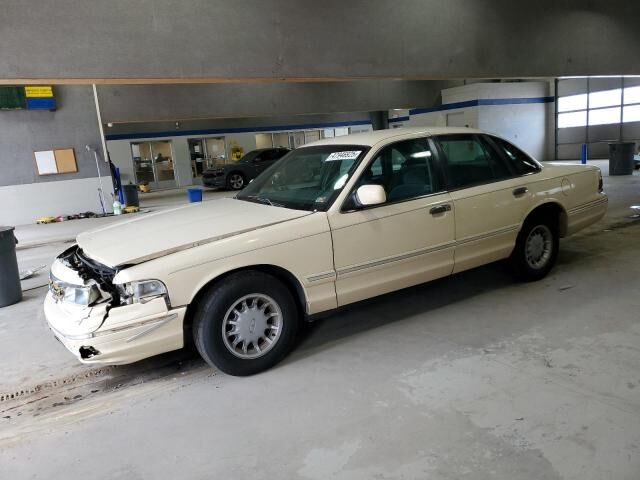 Ford Crown Victoria