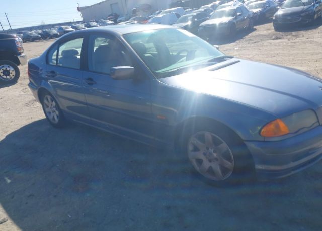 BMW 323i