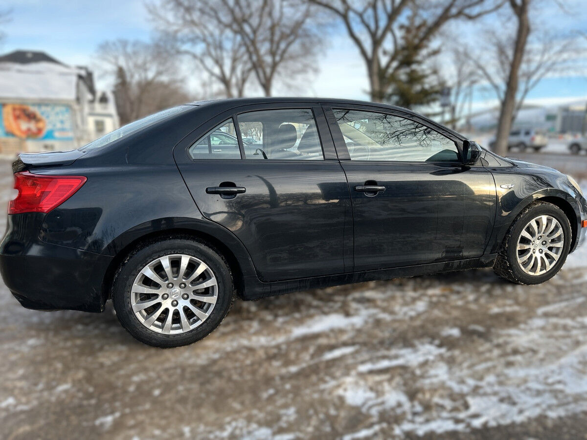 Suzuki Kizashi