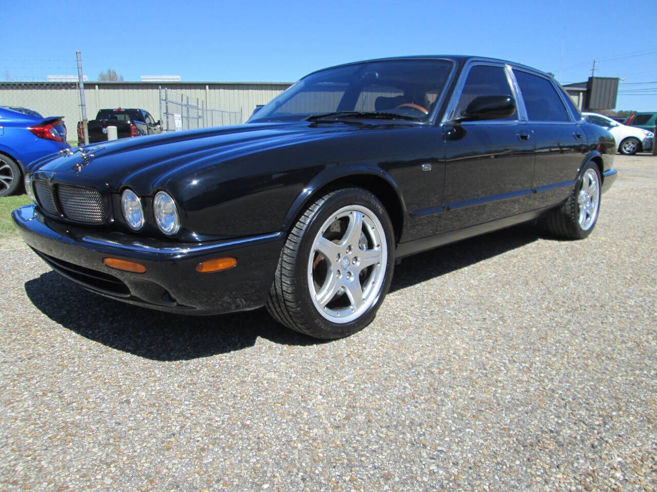 Jaguar XJR