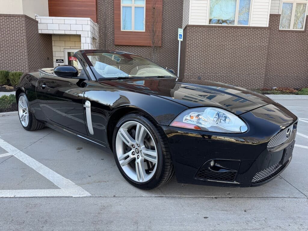 Jaguar XK