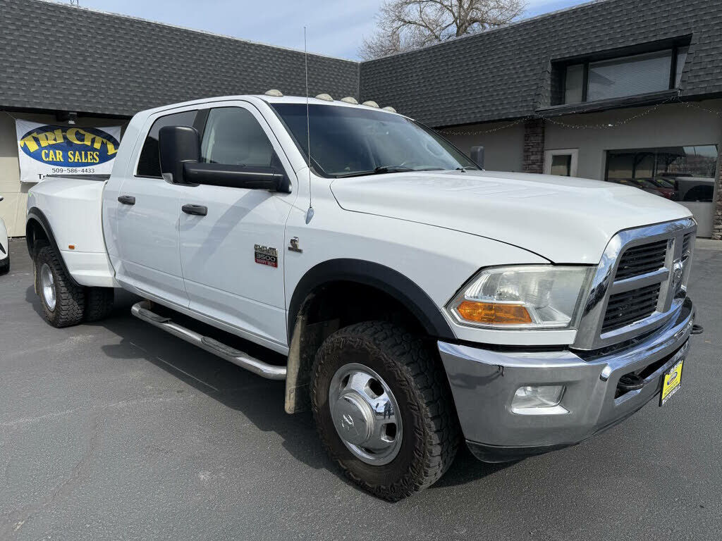 2011 DODGE Ram