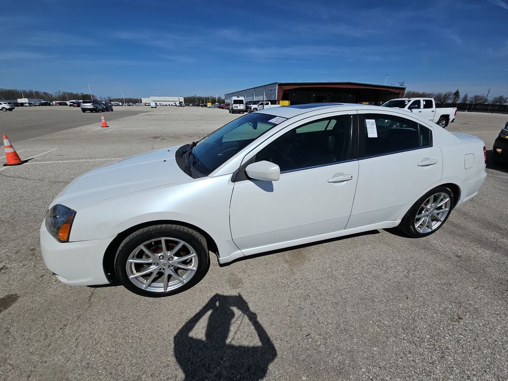 Mitsubishi Galant