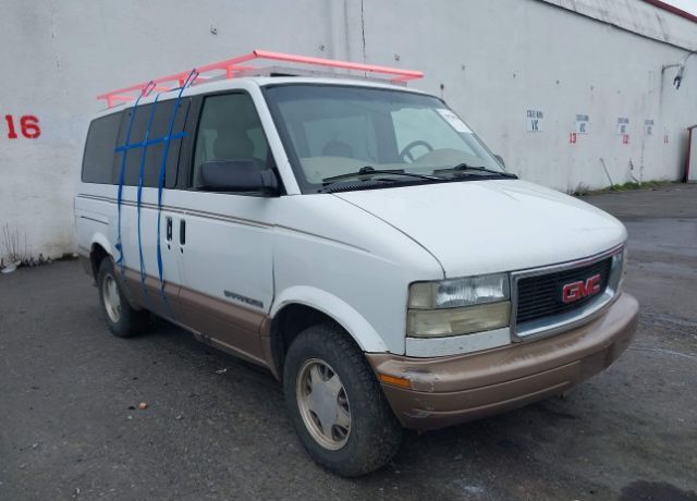 GMC Safari
