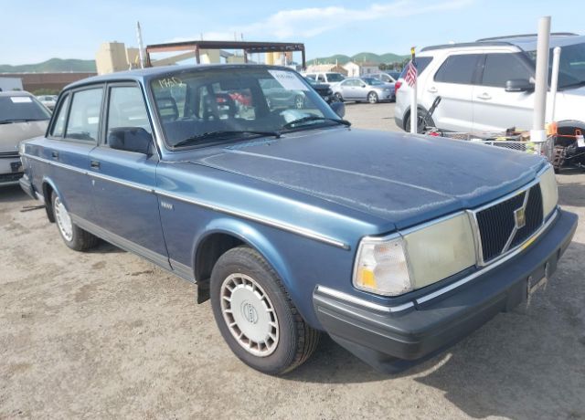 Volvo 240 Series